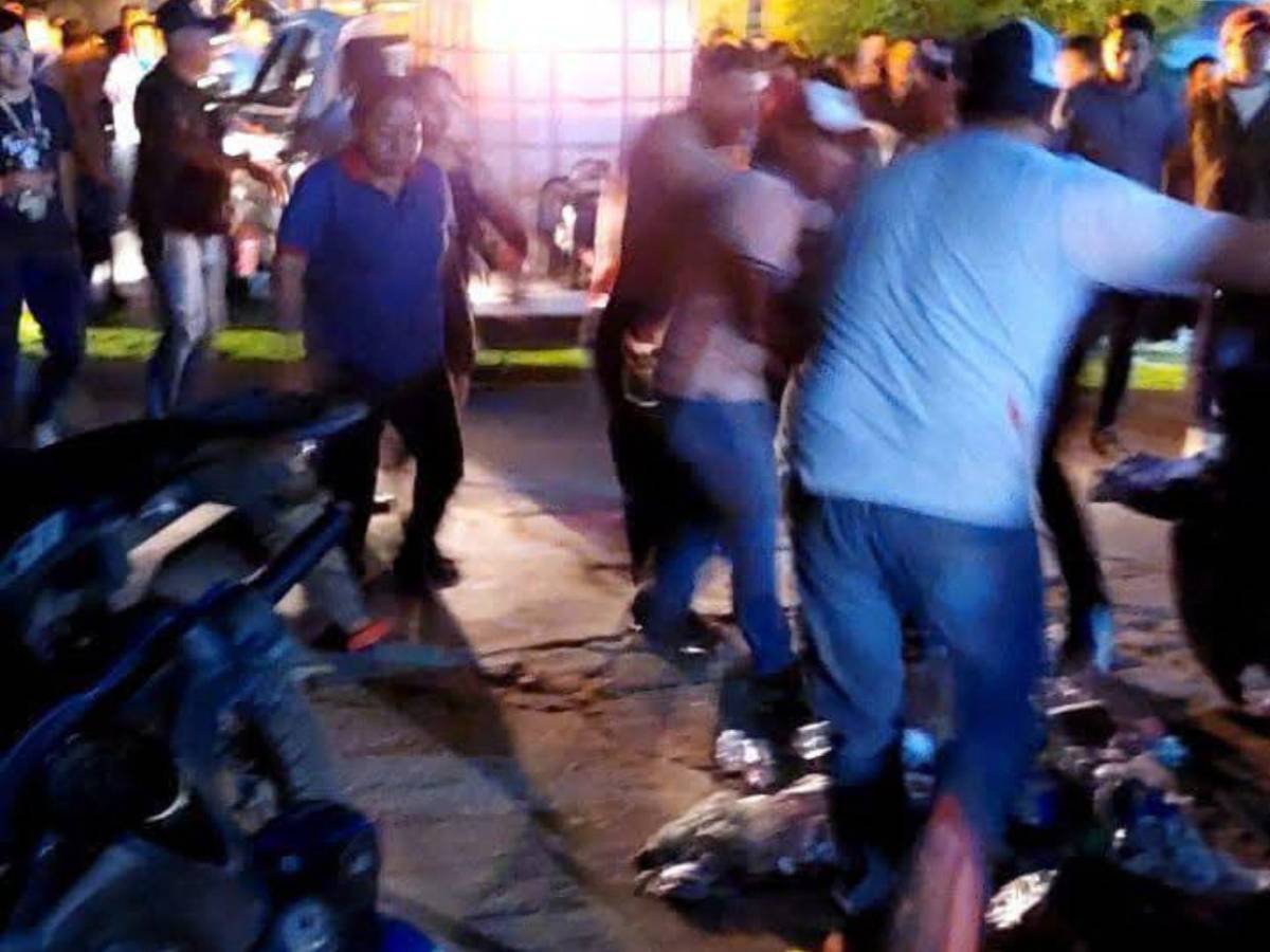 Unos 20 disparos, 4 muertos y 3 heridos: minutos de terror en mitin en México