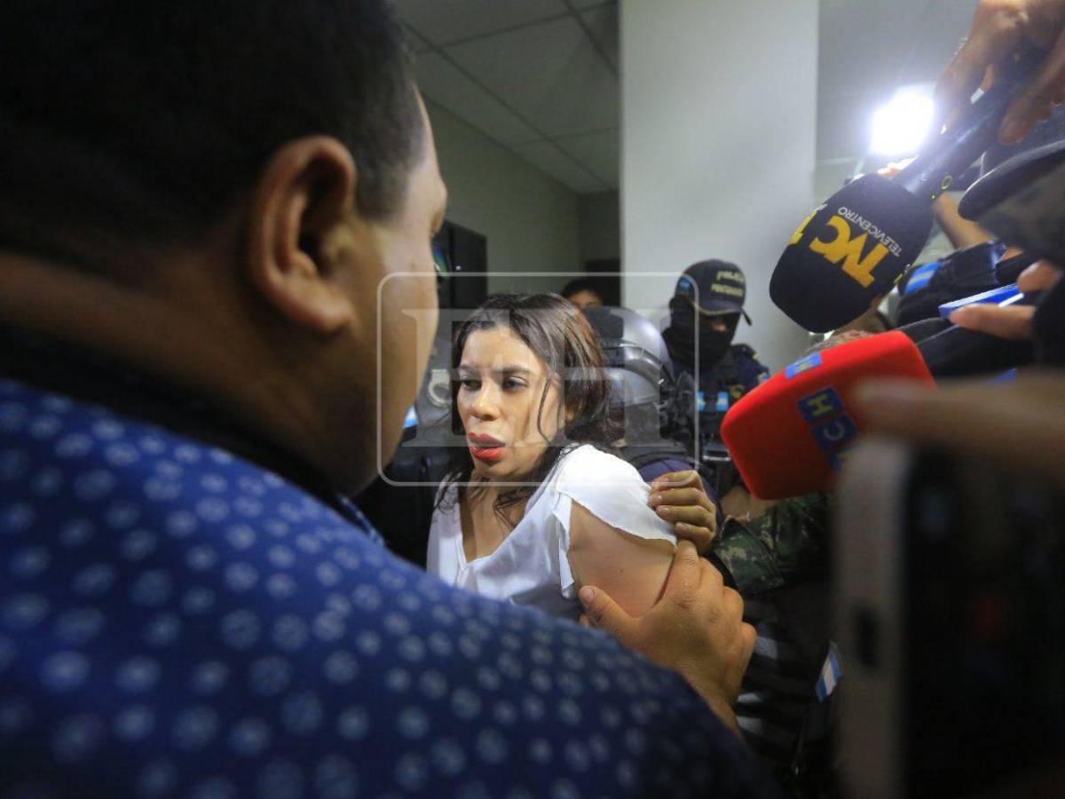 Cambio físico: exfiscal Francia Medina a su sexto día de juicio oral y público