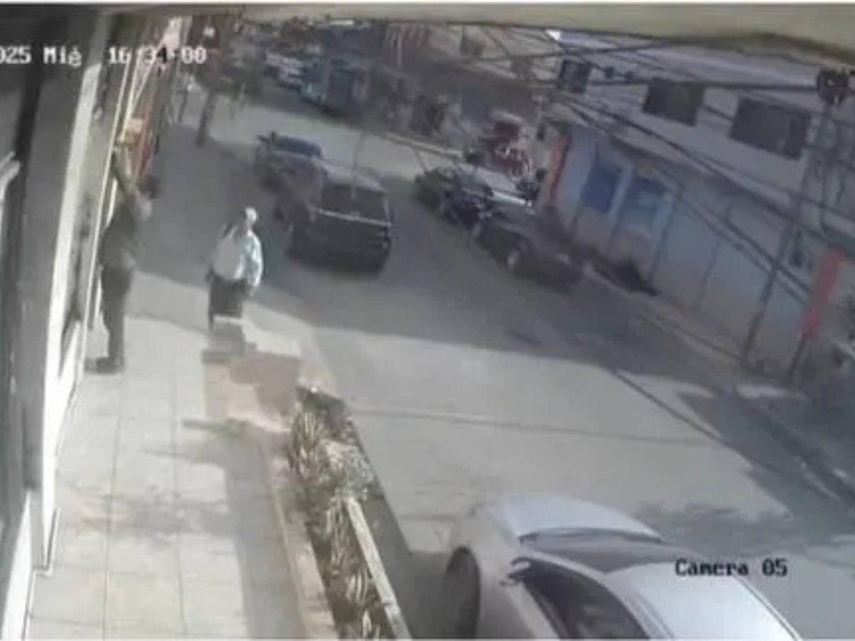 ¿Quién es Carlos Llopis, militante de Libre que encerró a dos comunicadores en Puerto Cortés?