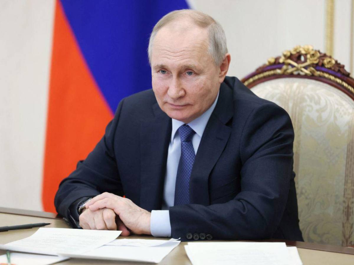 Emiten orden de arresto contra Vladimir Putin, acusado de crímenes de guerra en Ucrania
