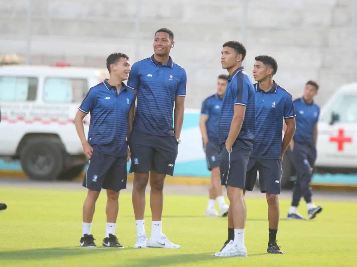 Jeque árabe se robó el show y sorprendente invasión tica previo al Motagua vs Cartaginés