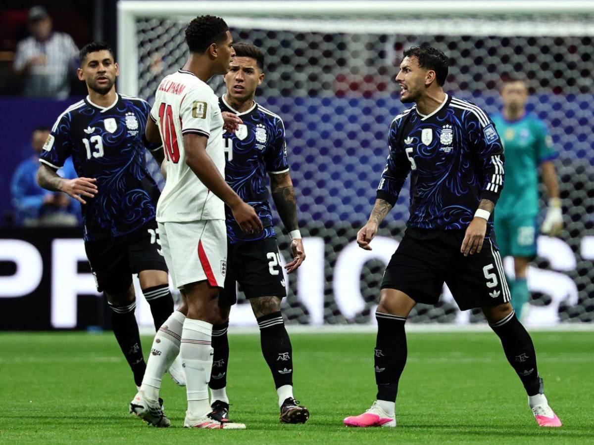 Argentinos destruyen a Gary Neville: Espero no ser tan estúpido...