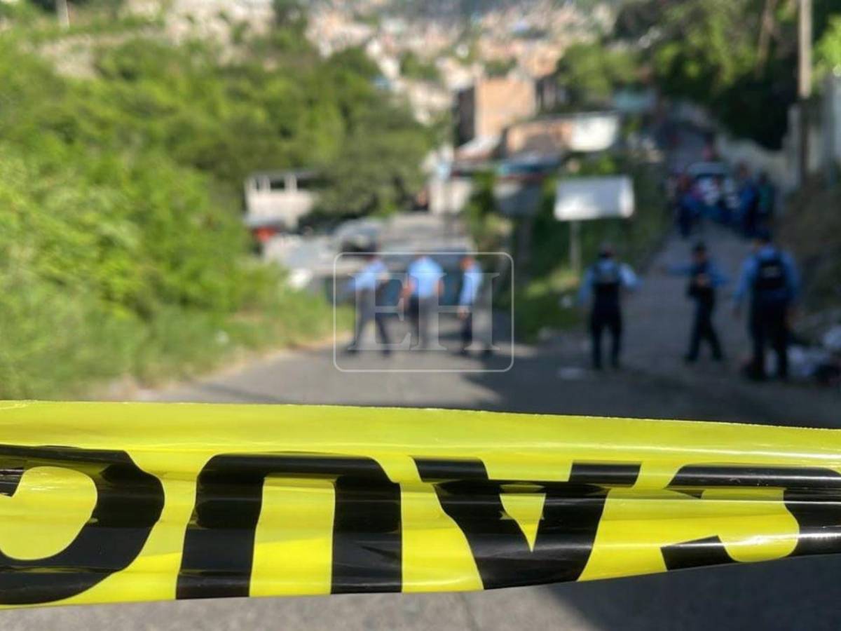 Entre la maleza y con varios disparos: así hallaron a dos hombres asesinados en la colonia 14 de enero