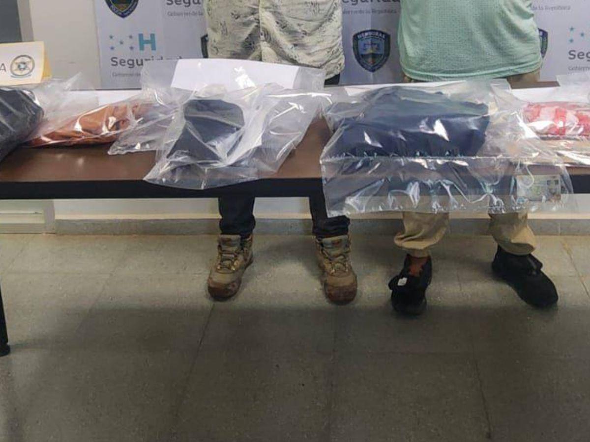 José y Dexer, presuntos asesinos del policía que murió en enfrentamiento en hospital