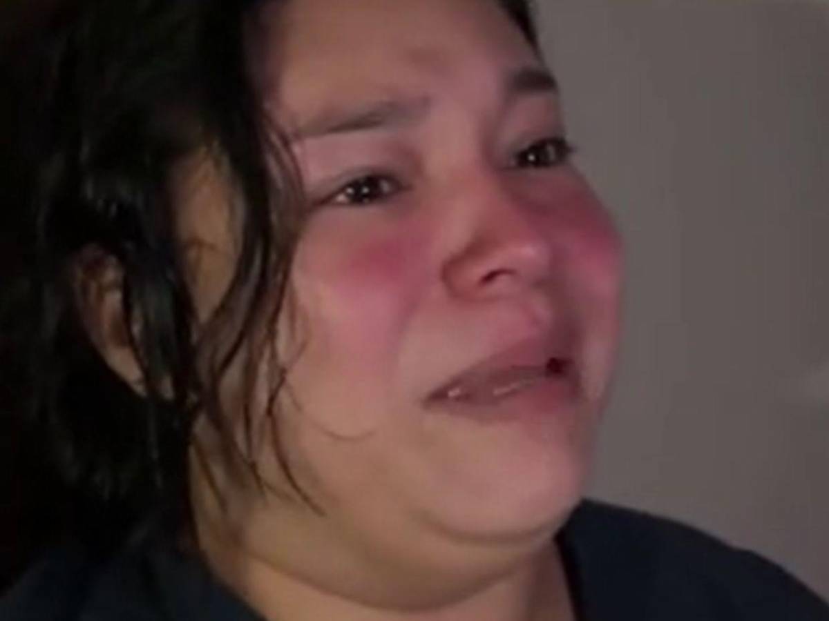 Pensé en mis hijos; ellos me esperaban en casa: Así se salvó una madre de morir tras caer en socavón por lluvias