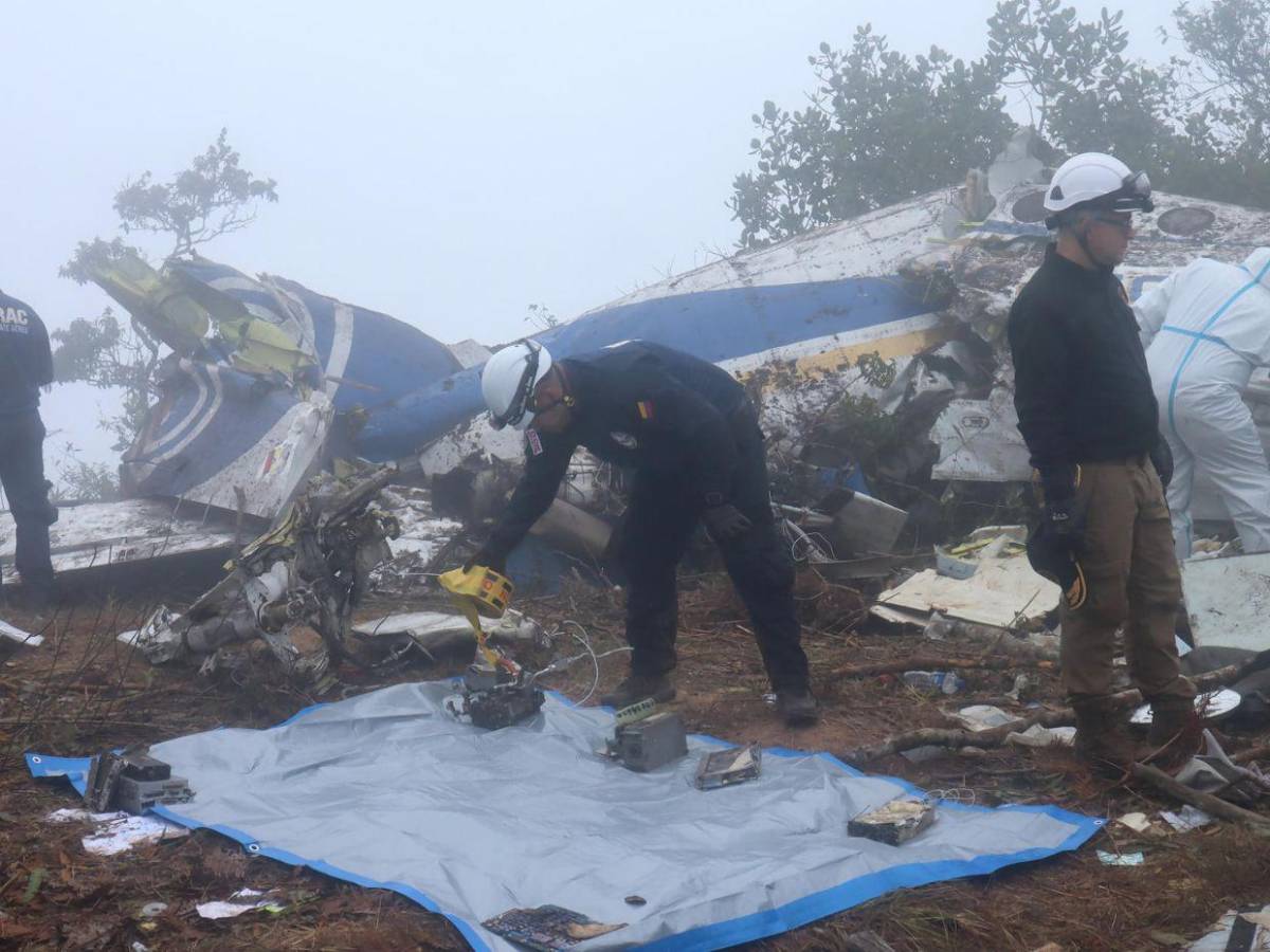 En pedazos: así encontraron avión desaparecido en Colombia