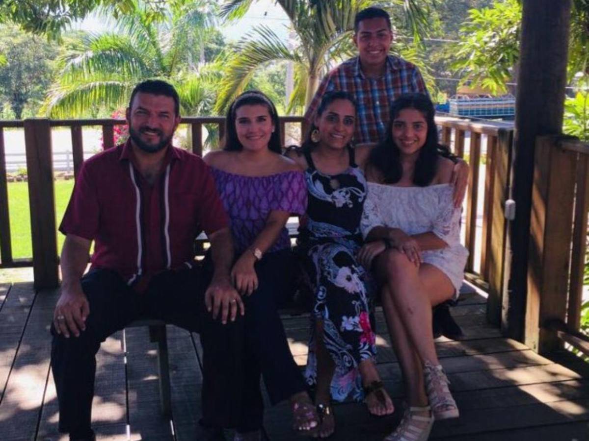 ¿Quiénes son los familiares de Rasel Tomé y a qué se dedican?