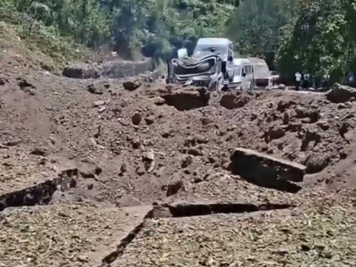 Al menos siete muertos y 17 heridos por ataque terrorista en Vía Panamericana en Colombia