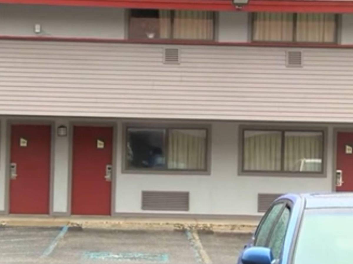 Mujer y sus cinco maridos secuestran y torturan a hombre en aterrador caso en Ohio Mujer y sus cinco maridos secuestran y torturan a hombre en aterrador caso en Ohio