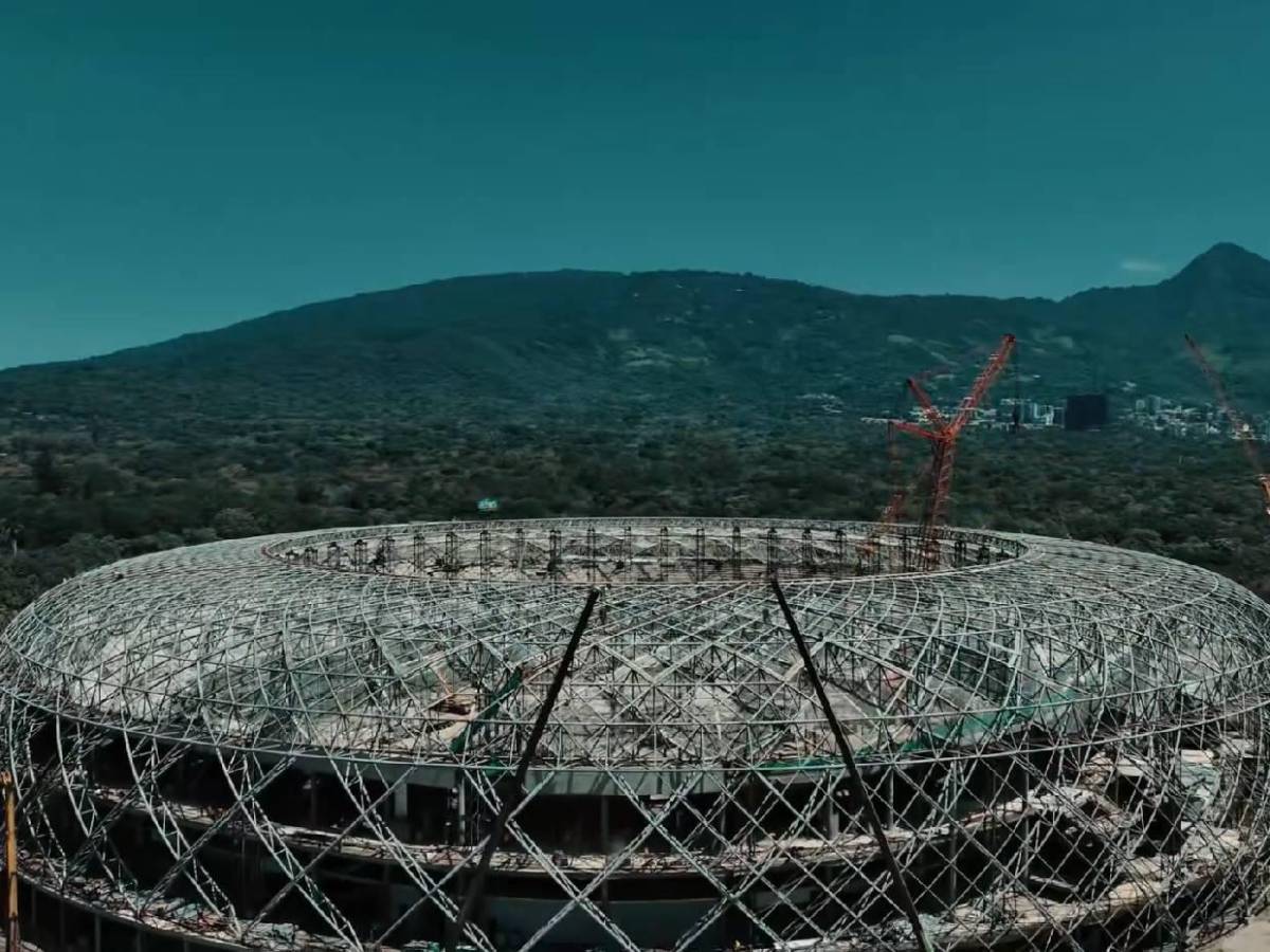 El Salvador hace historia: Así avanza la construcción del estadio más grande de Centroamérica