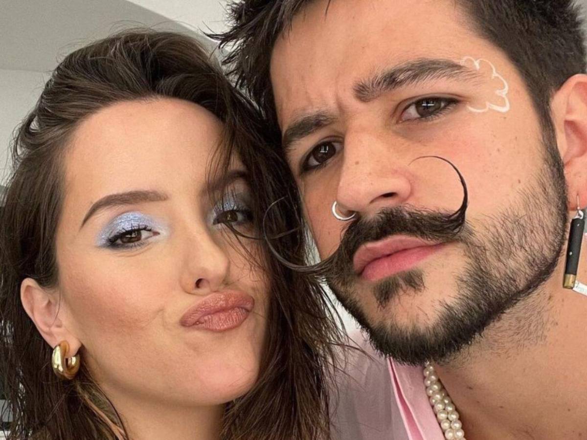 ¿Tendencia? Camilo revela que su esposa se comió la placenta de su bebé