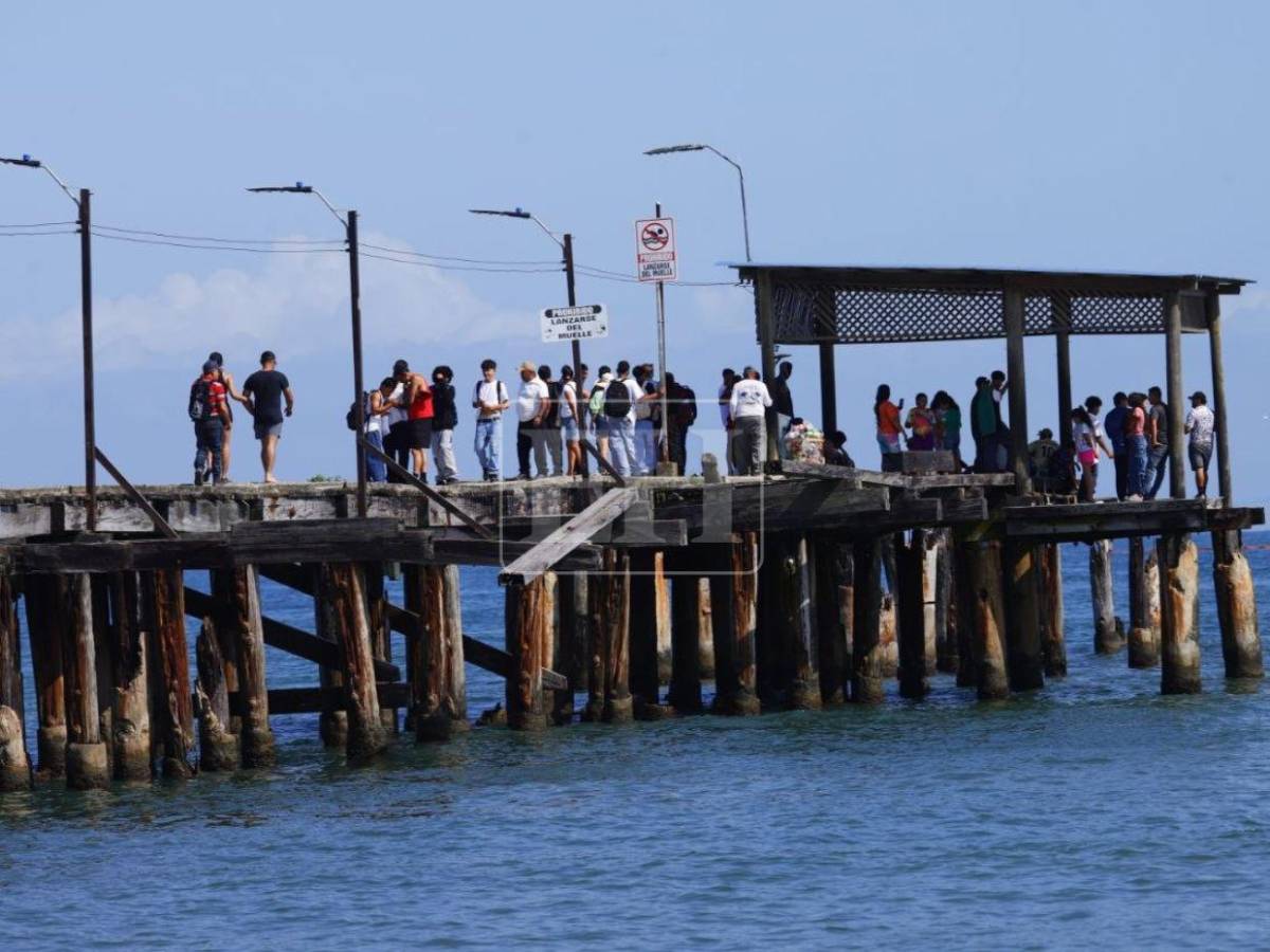Playas de Tela siguen llenas en la recta final de Semana Santa