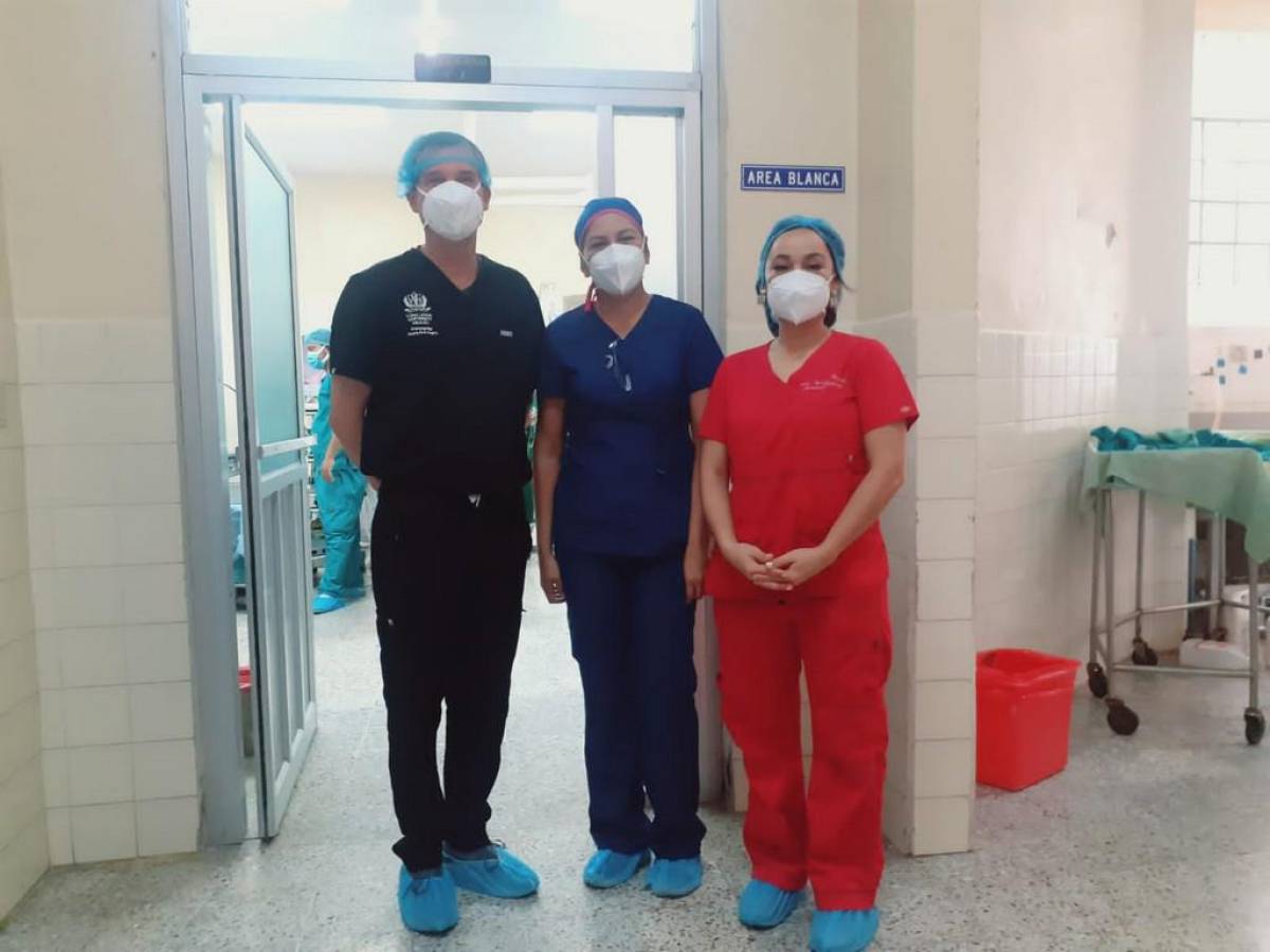 Médicos norteamericanos realizan brigada de cirugías en hospital San Felipe