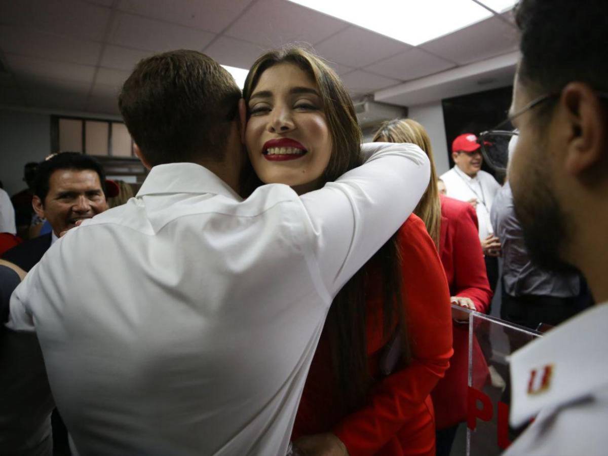 “Nadie votó por Libre, lo que sí demostró el Partido Libre es que la odian”, Nasralla sobre Rixi Moncada