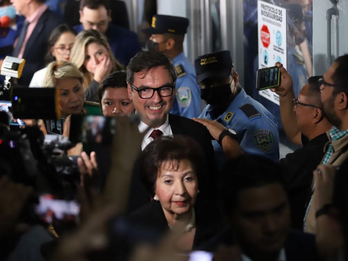 Congreso Nacional recibe lista de 45 candidatos a magistrados propuesta por la Junta Nominadora