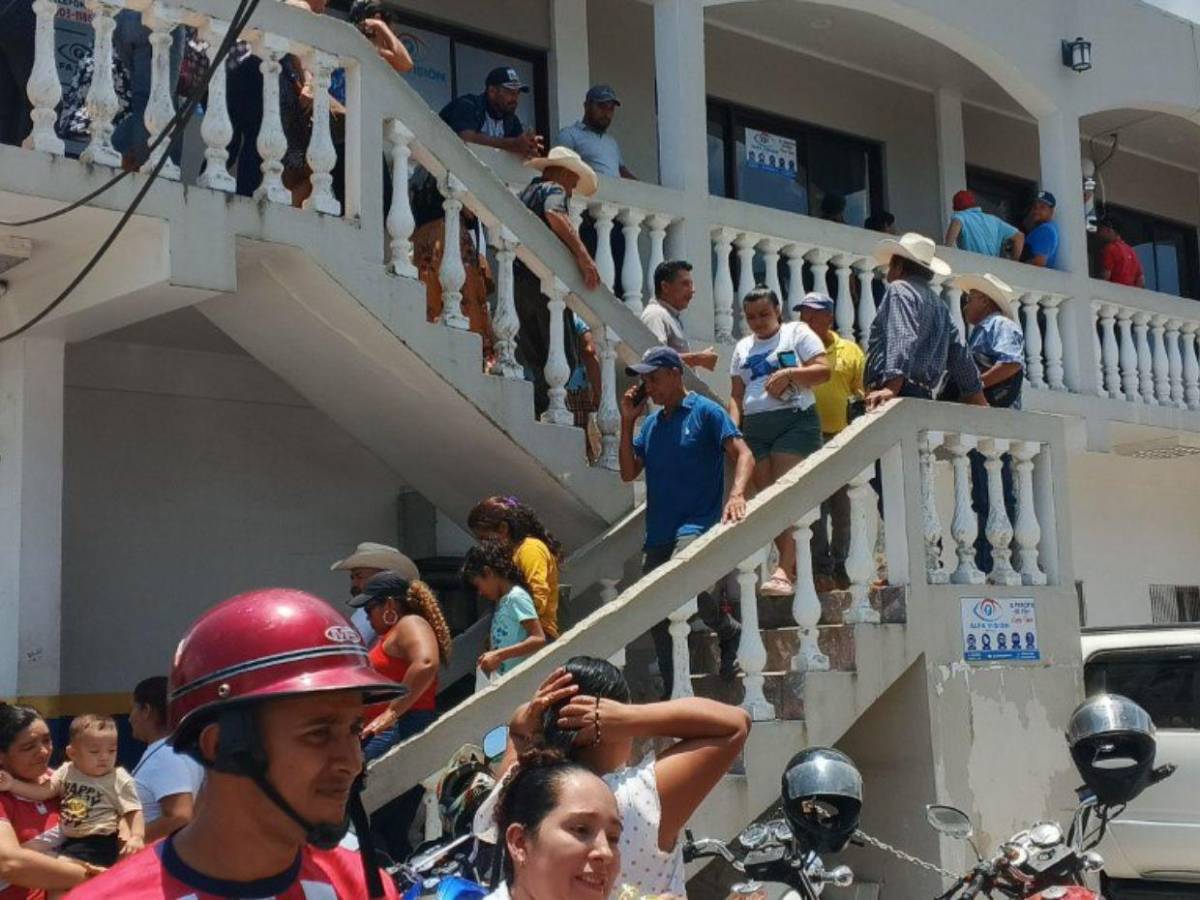 Inversionistas de Koriun en Copán pasan horas sin respuesta ni reembolso