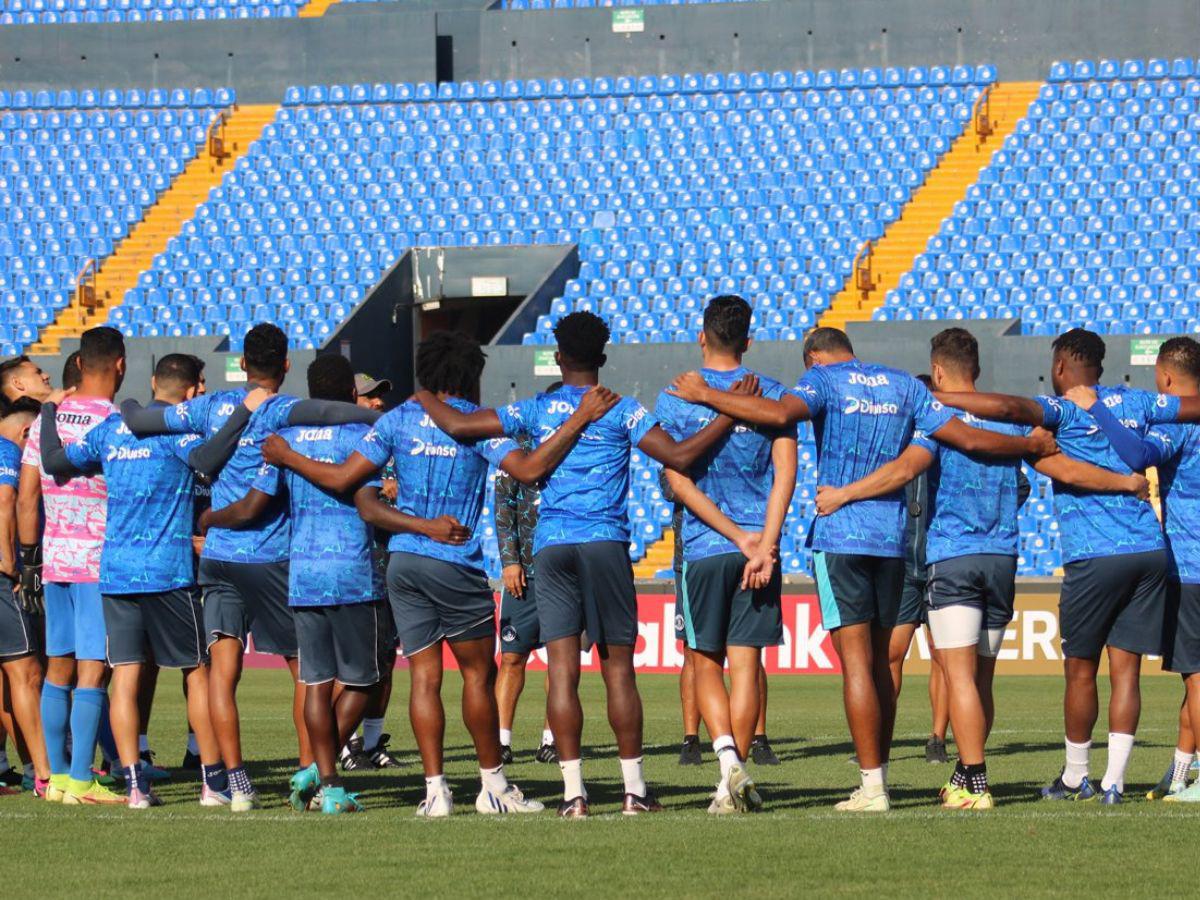 Sonrientes, motivados y con una sensible baja: así entrenó Motagua en “El Volcán” pensando en Tigres