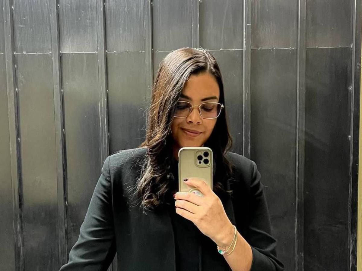 Periodista deportiva deja su profesión y se marcha a otro país para casarse con su novia