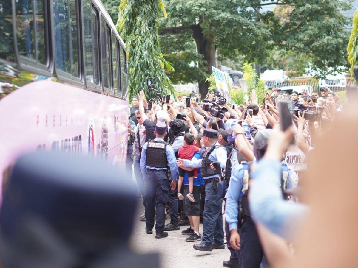 Locura total en Honduras: así fue el recibimiento multitudinario a Messi en San Pedro Sula