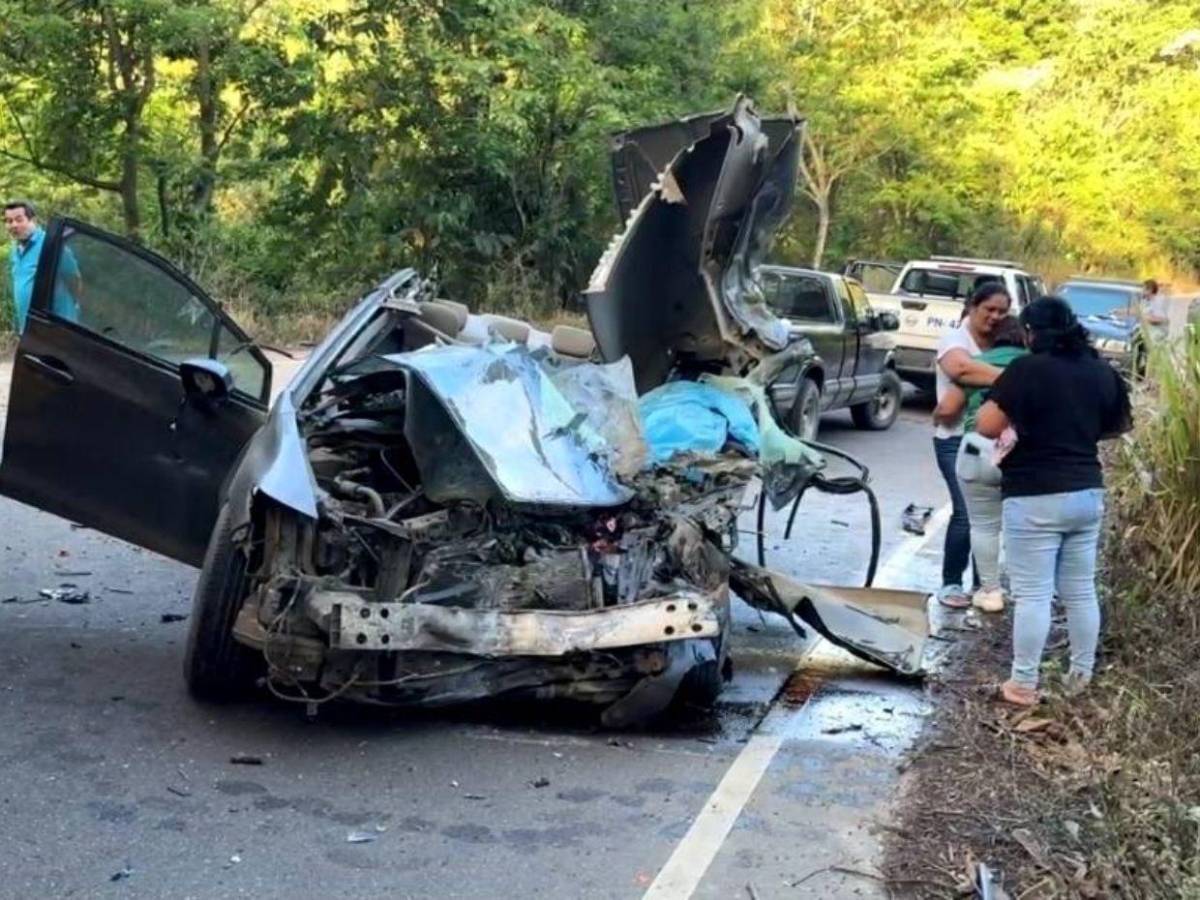 Tragedia en Santa Cruz de Yojoa: joven muere tras brutal choque frontal con bus que iba a excursión