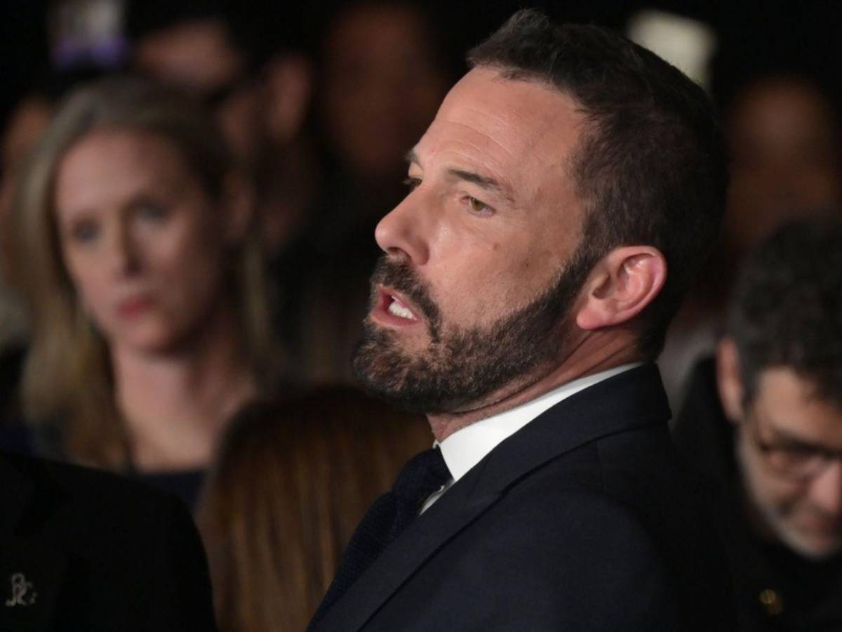 Ben Affleck y Jennifer López en desacuerdo por la venta de su mansión de $68 millones Ben Affleck y Jennifer López en desacuerdo por la venta de su mansión de $68 millones