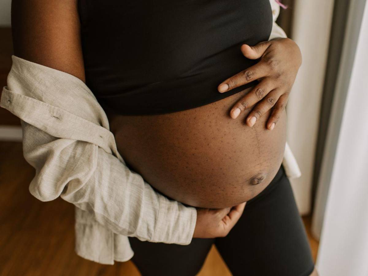 Caso de Adriana Smith: tiene muerte cerebral y no la desconectan por estar embarazada