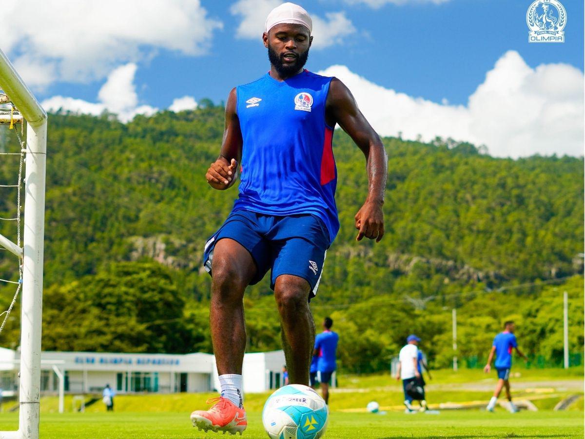 ¿Sin seleccionados? El 11 titular con el que Olimpia buscará derrotar a Motagua en el clásico
