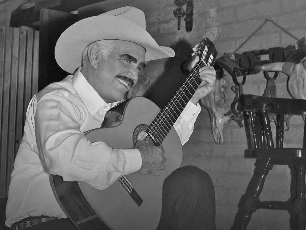 A tres años sin Vicente Fernández, revelan que dejó grabadas más de 300 canciones