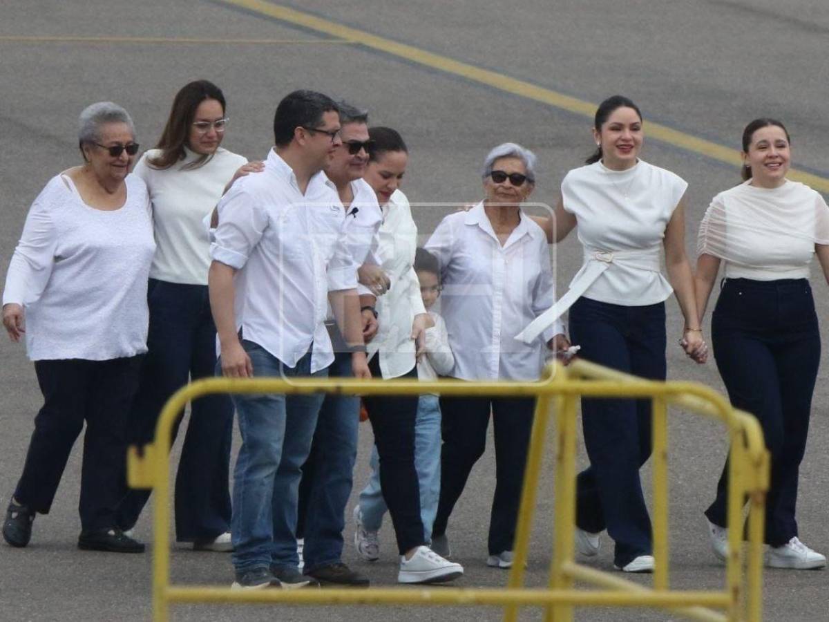 Las maletas de Juan Orlando Hernández: ¿qué objetos llegaron a Honduras con el expresidente?