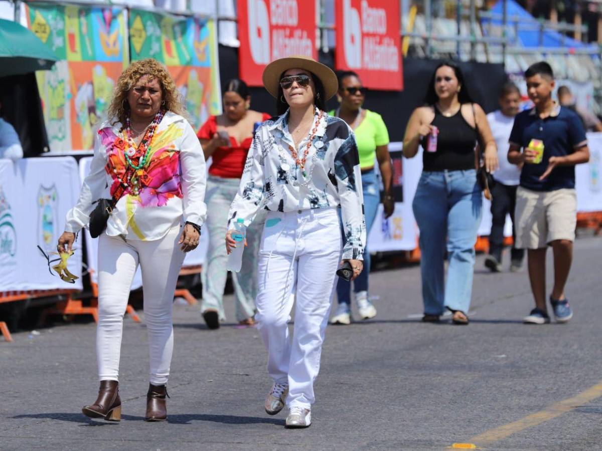 Belleza ceibeña, ambiente colorido y sorpresas: así se vive el cierre de la Feria Isidra 2026