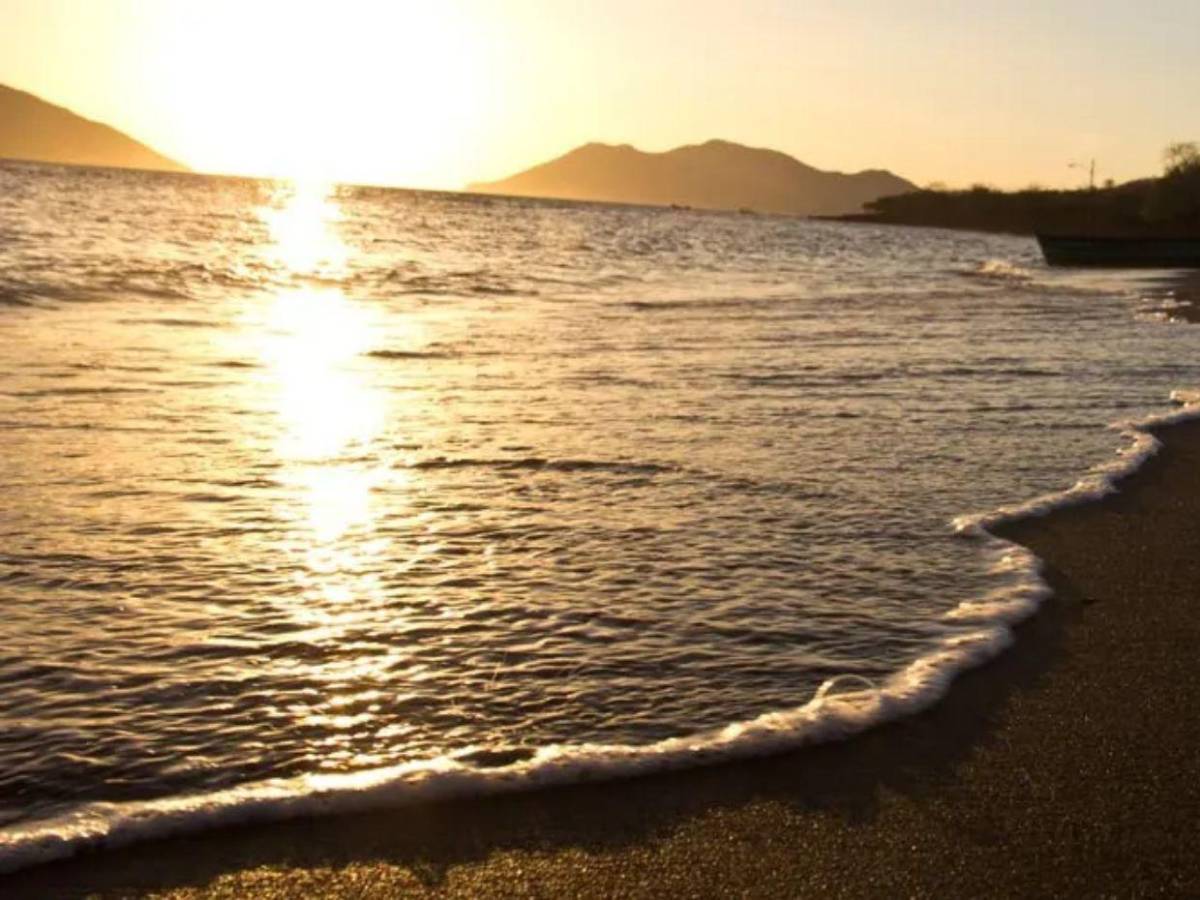 ¿Qué playas visitar en Honduras durante Semana Morazánica 2026?