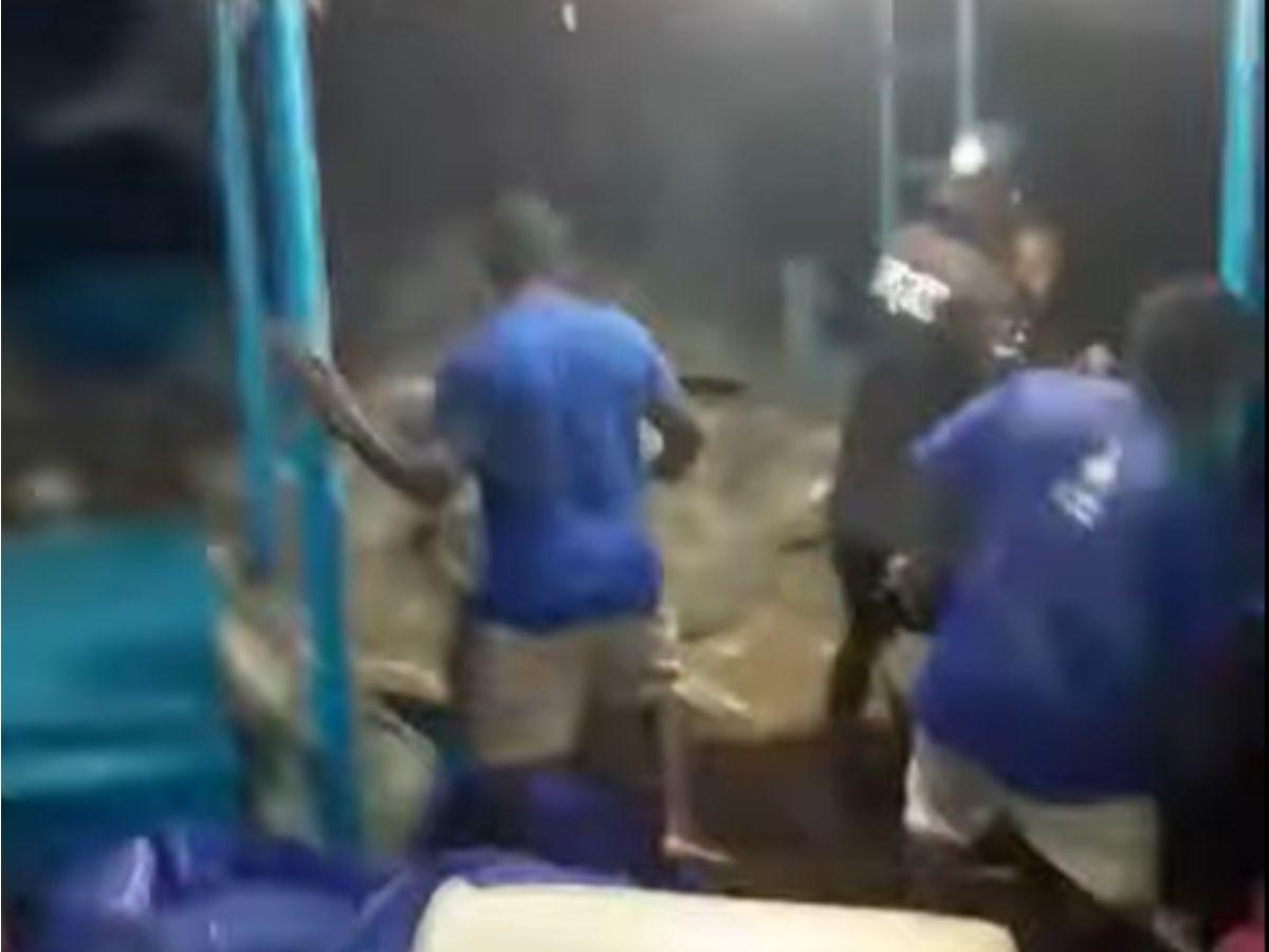 ¿Qué se sabe de las dos mujeres y una bebé desaparecidas tras un naufragio en el Caribe hondureño?