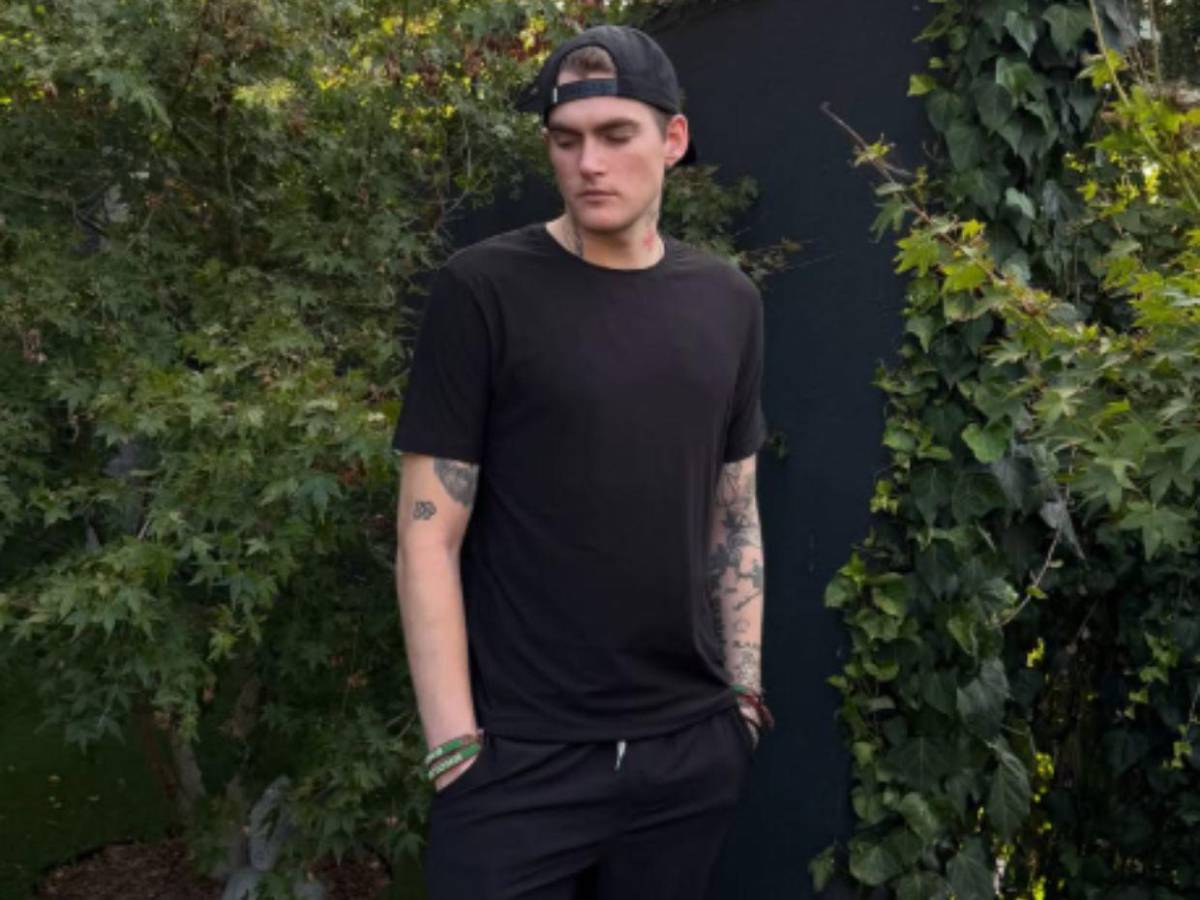 Heredó hasta su icónico lunar: el parecido entre Cindy Crawford y su hijo Presley Gerber, quien murió