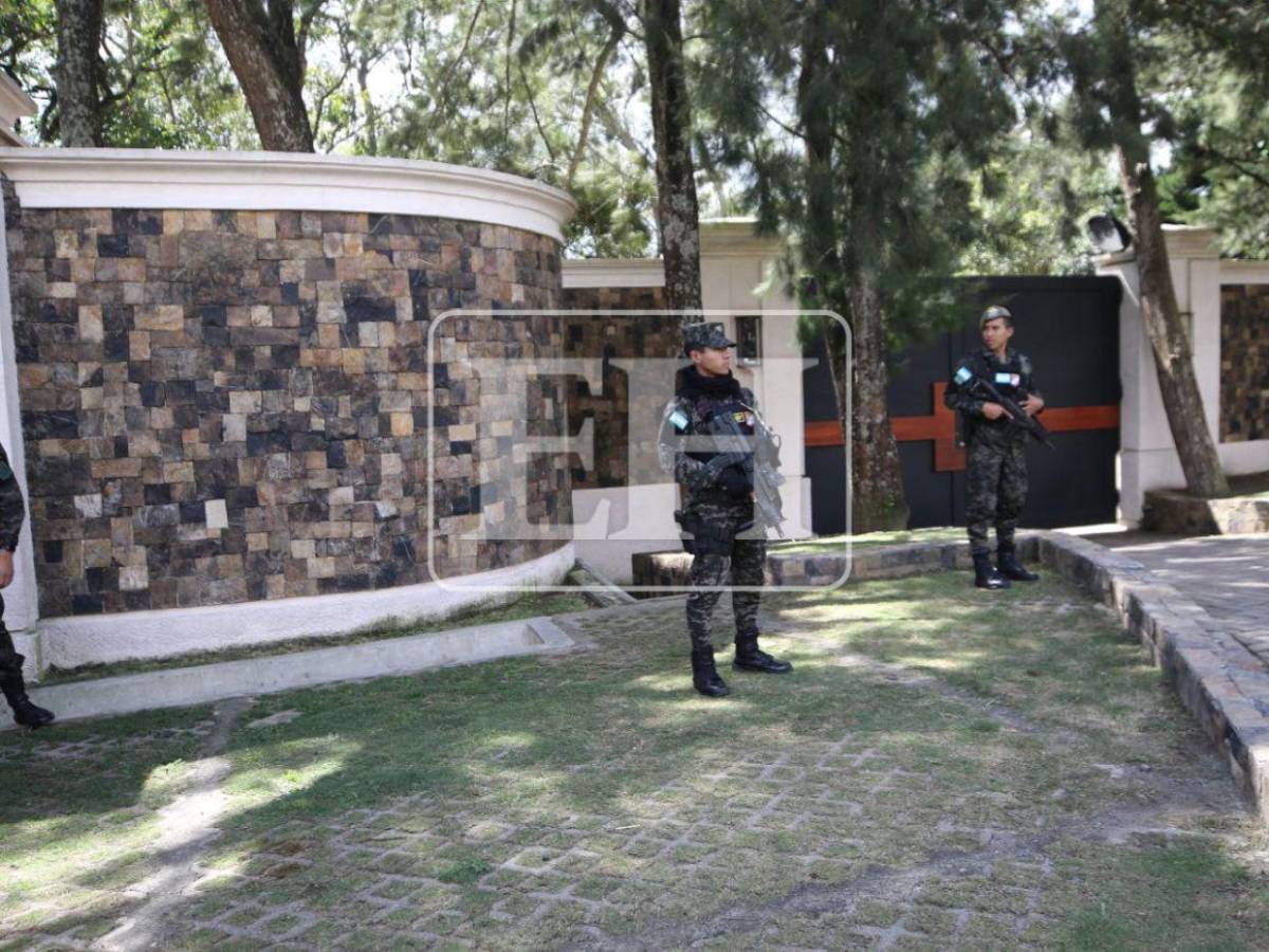Guardia de Honor Presidencial custodia la residencia del presidente electo Nasry Asfura
