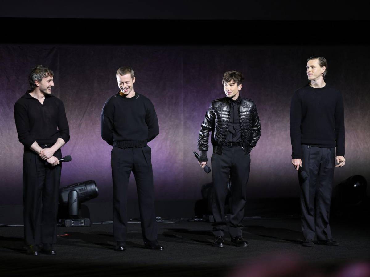Paul, Harris, Josep y Barry, ellos son los nuevos Beatles Paul, Harris, Josep y Barry, ellos son los nuevos Beatles
