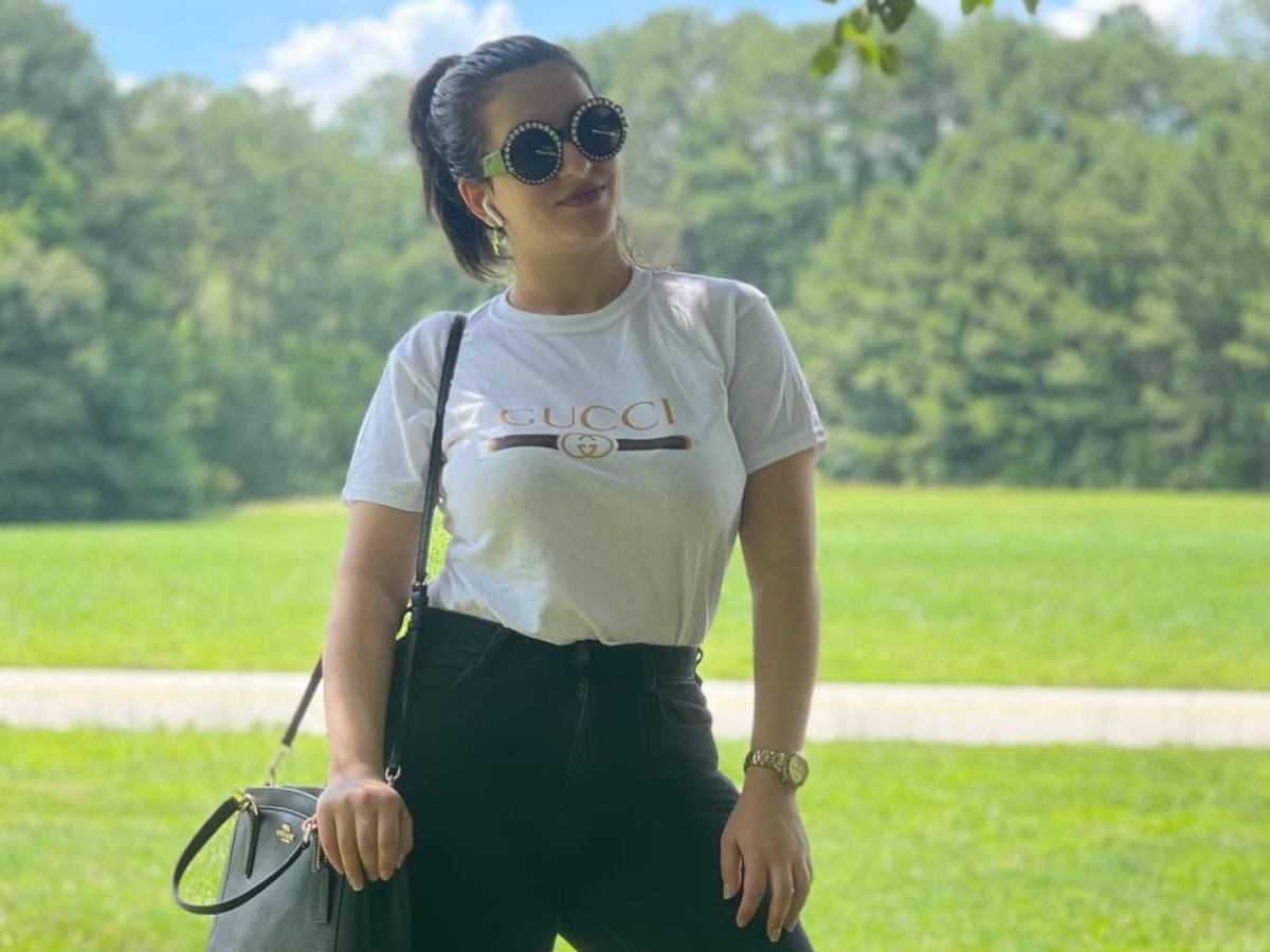 Bella joven israelí conquistó el corazón de futbolista hondureño y roba suspiros en redes sociales