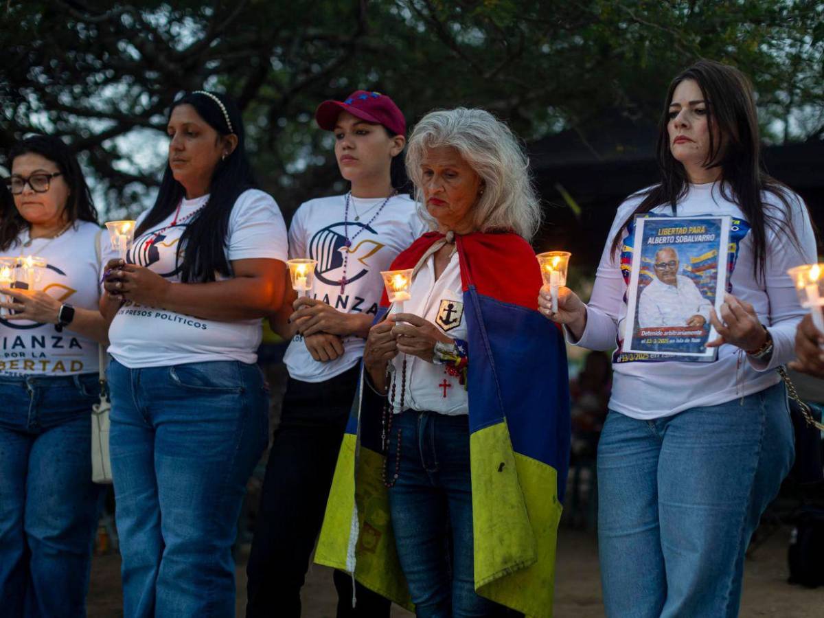 Siguen vigilias por los presos políticos en Venezuela
