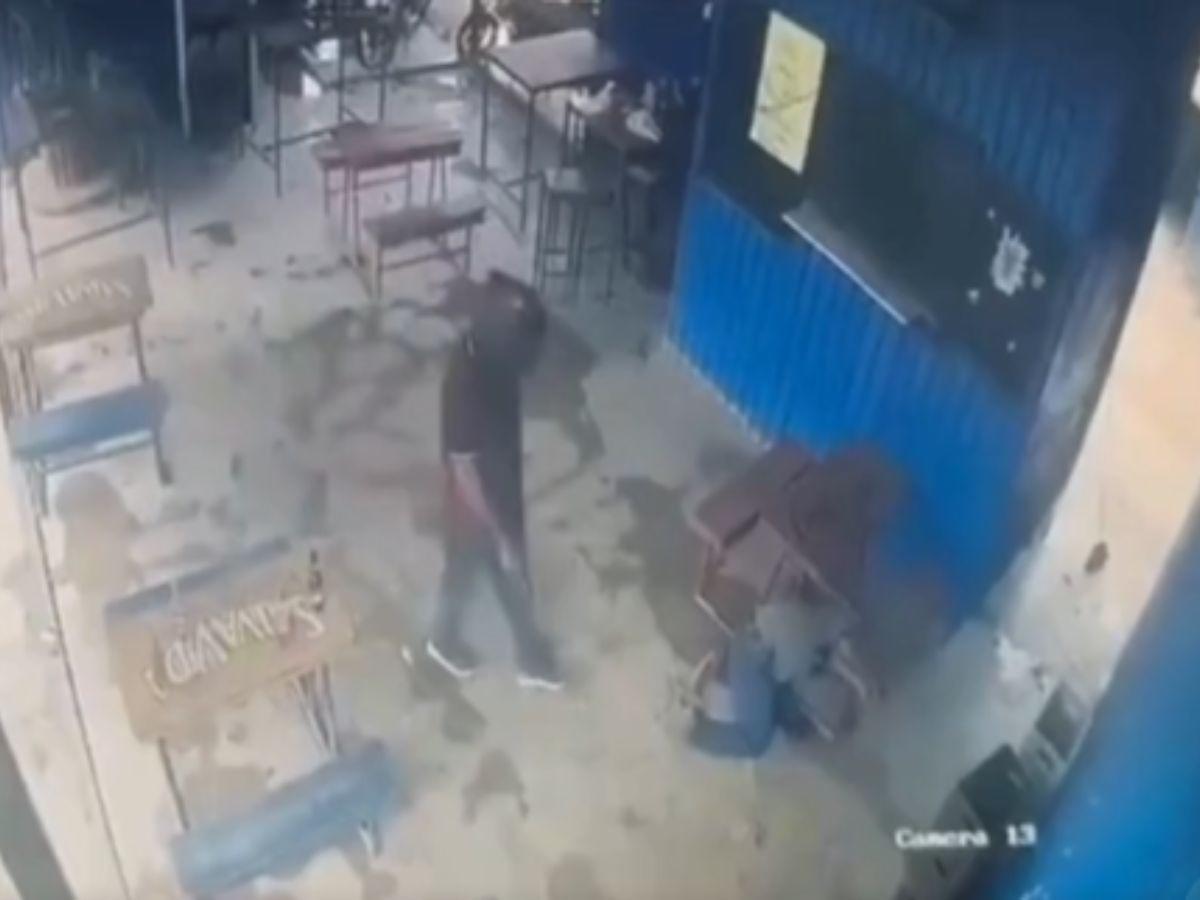 Cámaras captaron el crimen de Juan Bautista: sicario lo saludó y después lo asesinó en Olancho