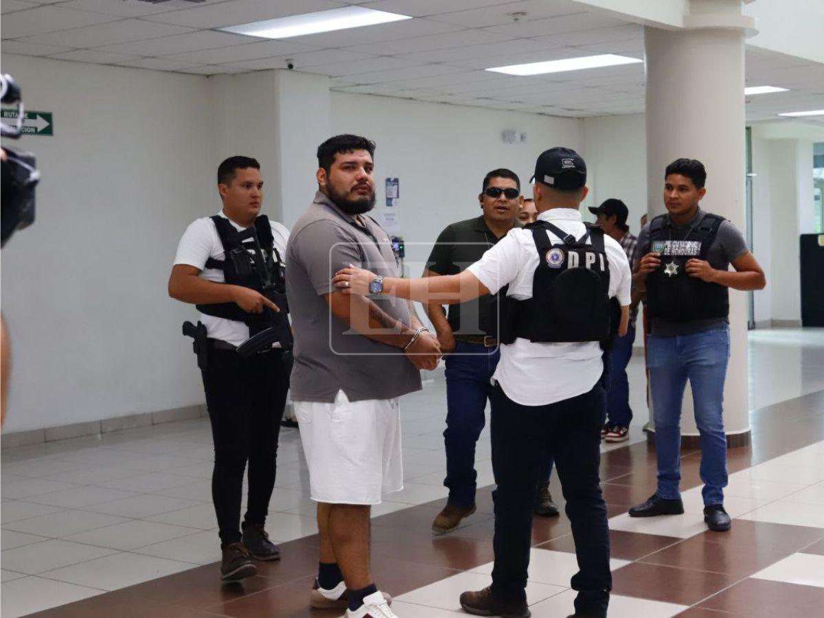 Llorando y angustiado: así llegó a la audiencia Franklin, acusado de matar al abogado Altamirano