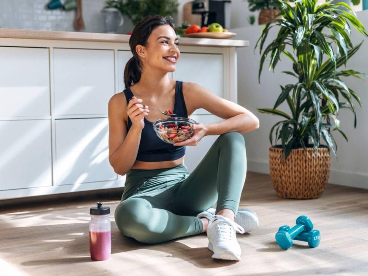 Vitamina K: La aliada definitiva contra ojeras, rojeces y problemas de coagulación