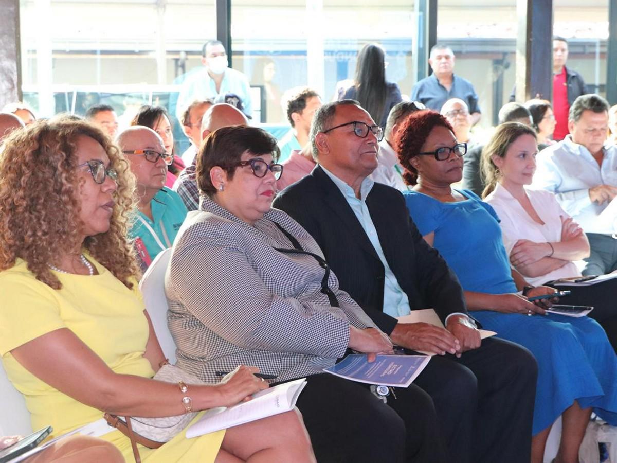 De octubre 2022 a marzo de 2023 el Proyecto ECTAD atendió 340 brotes en 14 países: África, Asia y América Latina.