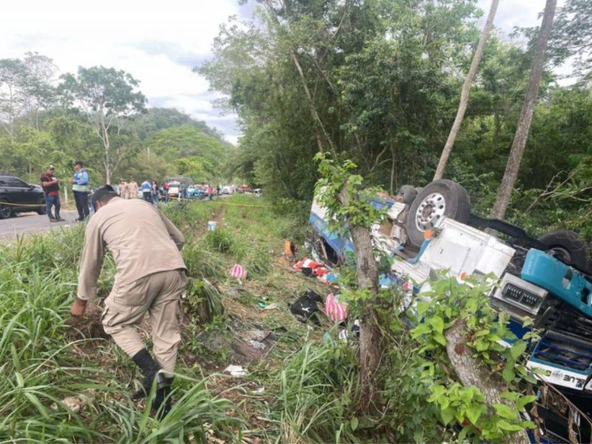 Le pidieron bajar la velocidad: hipótesis del accidente de bus en Yoro que dejó cuatro muertos