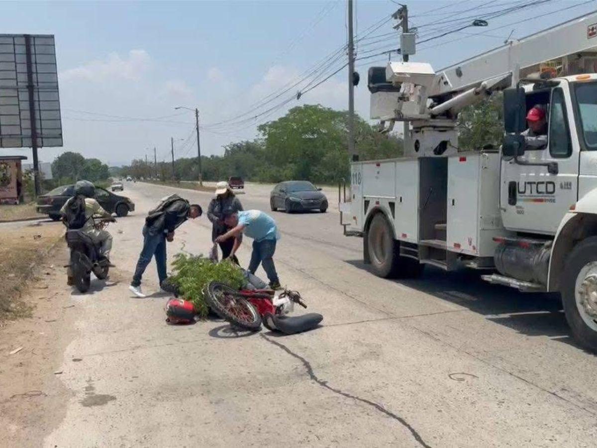Su cuerpo casi se parte en dos: así murió Irvin Bonilla al estrellarse contra un bus en Yoro