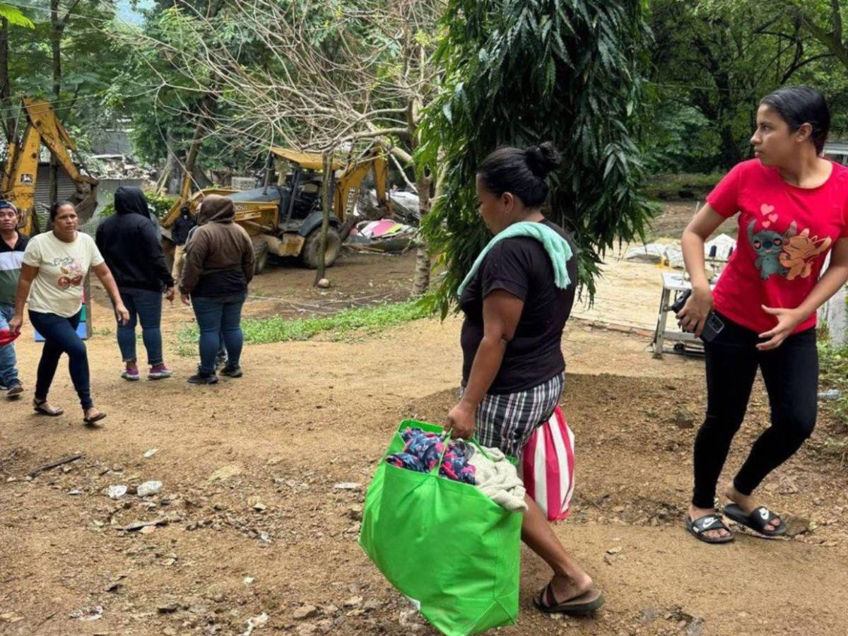 ¡Derribaron hasta la escuela! 250 familias quedan en la calle tras desalojo en Cofradía