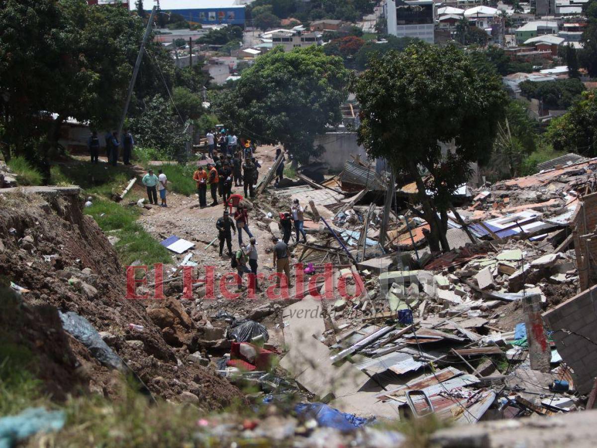 Así luce la devastada colonia Guillén en Tegucigalpa, tras la activación de una falla geológica.