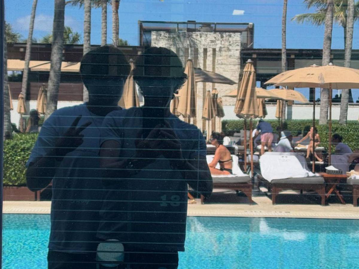 El hijo de Paulina Rubio y Colate preferiría un internado, según su guardiana legal