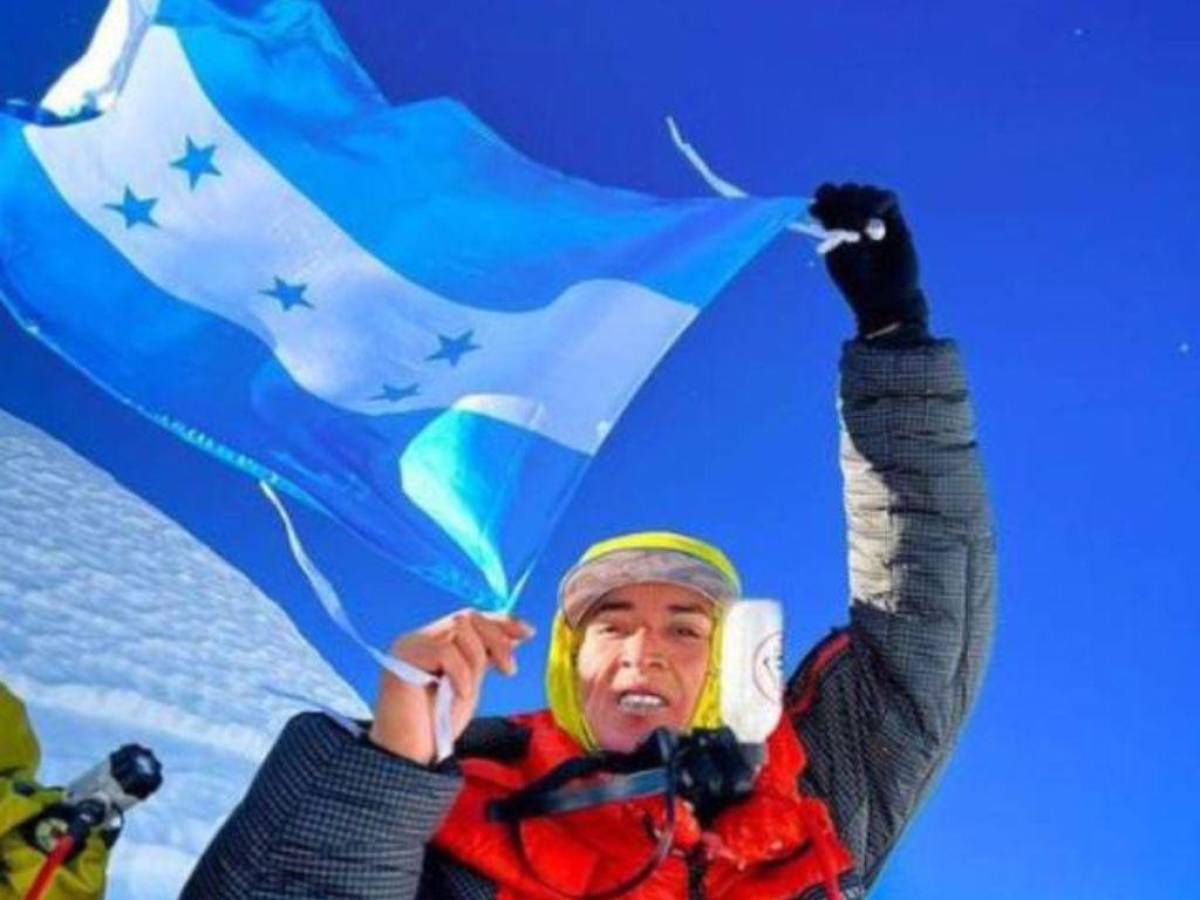 Otorgarán reconocimiento “Gran Cruz Placa de Oro” a tres destacados hondureños en el Congreso