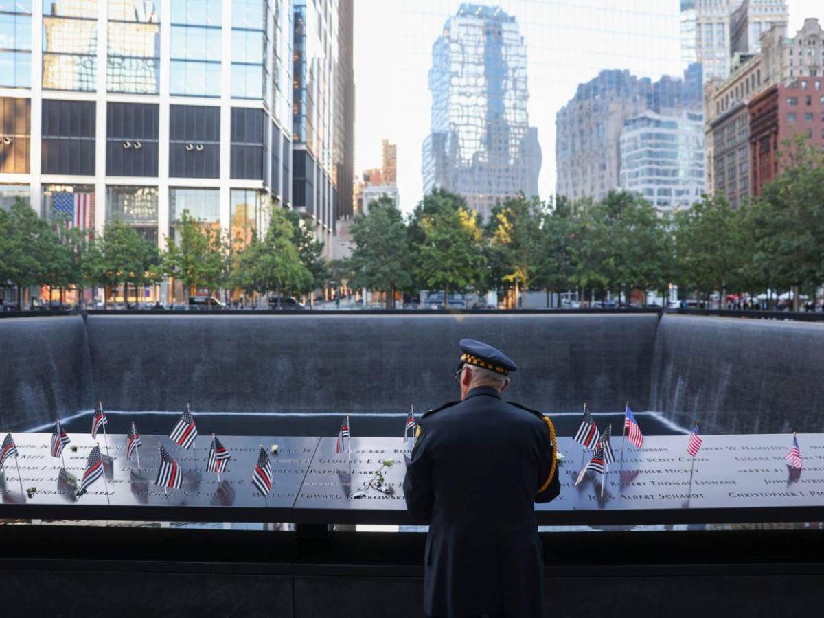Nueva York recuerda a sus muertos en la tragedia de las Torres Gemelas hace 24 años