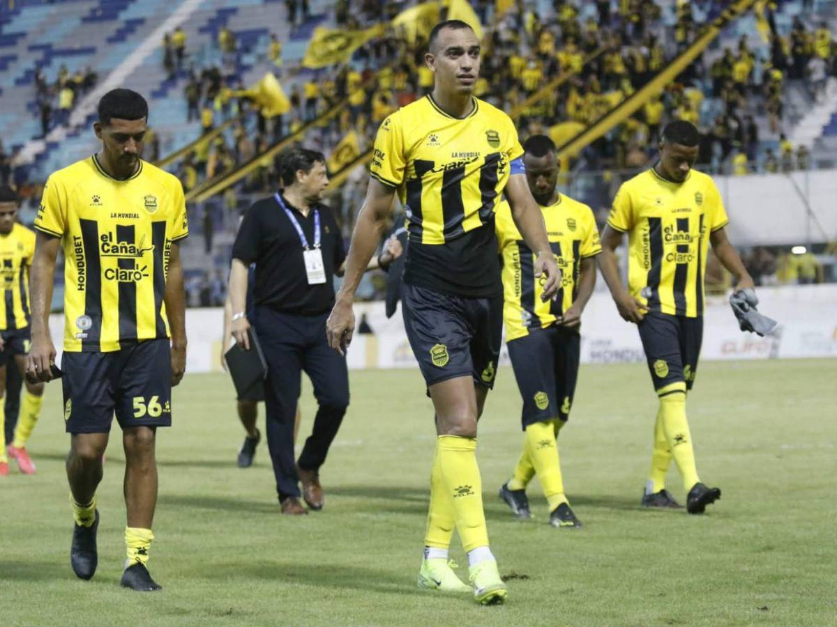 Frustración en el Real España, el primer gol de las Triangulares y el joven asombró