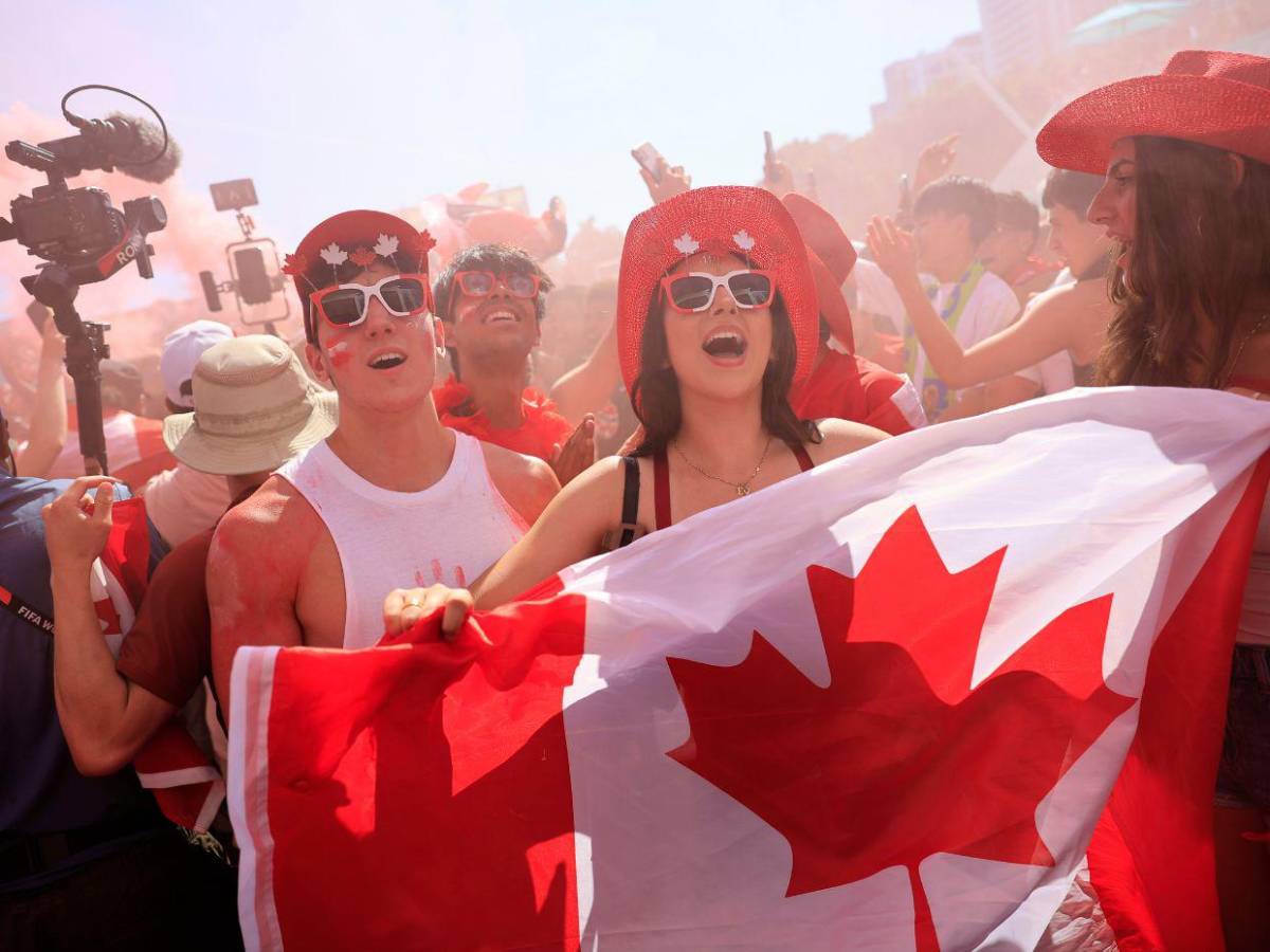 Locura en Toronto: aficionados de Canadá celebran histórico triunfo contra Sudáfrica